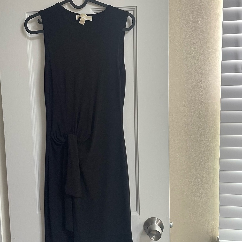 Michael Kors Black Sleeveless Sheath Midi Dress